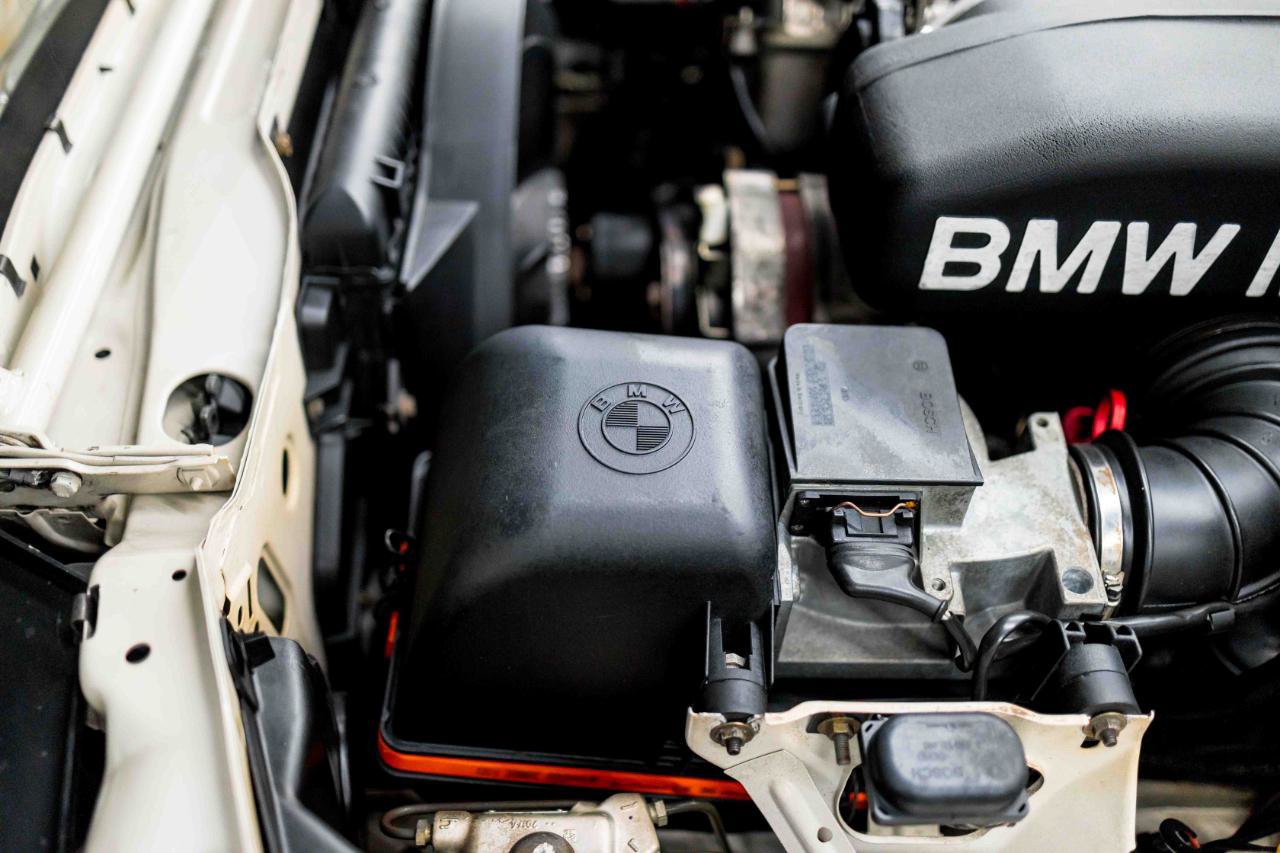 Used 1990 BMW M3 Coupe RWD image 93