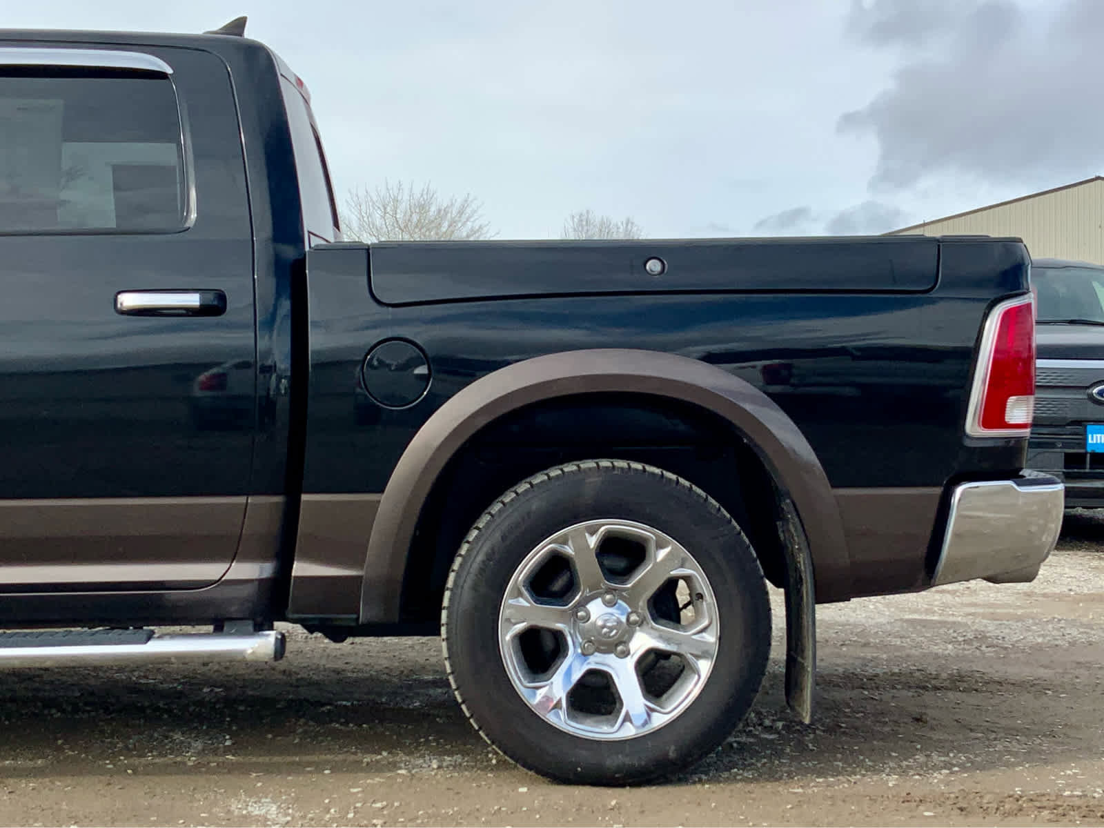 Used 2018 RAM 1500 Laramie image 12