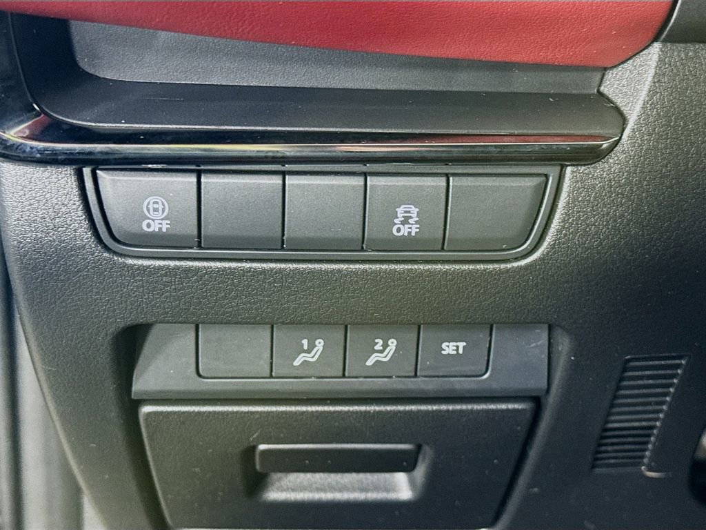 Used 2023 MAZDA MAZDA3 s image 21