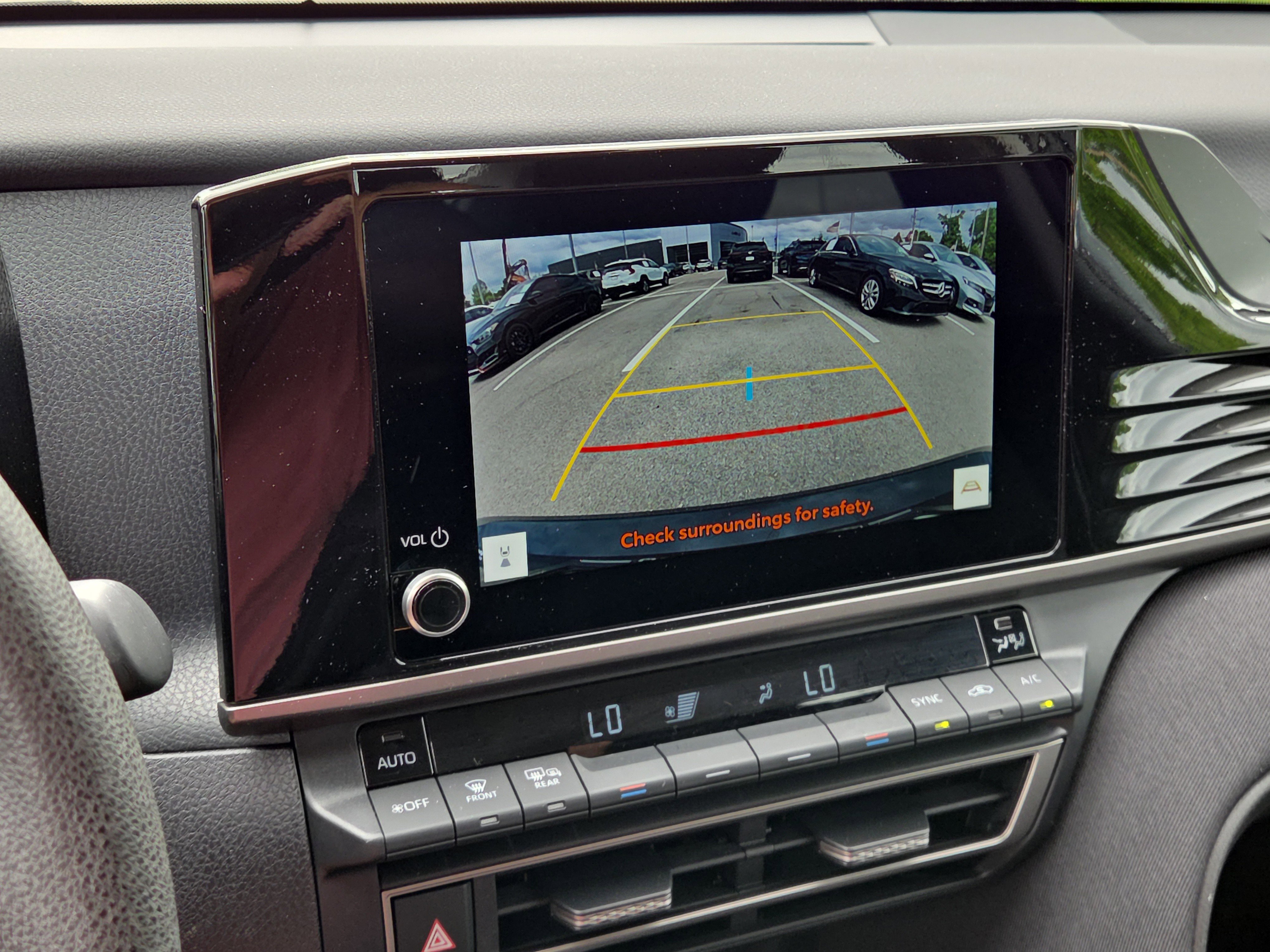 Used 2025 Toyota Camry LE FWD image 23