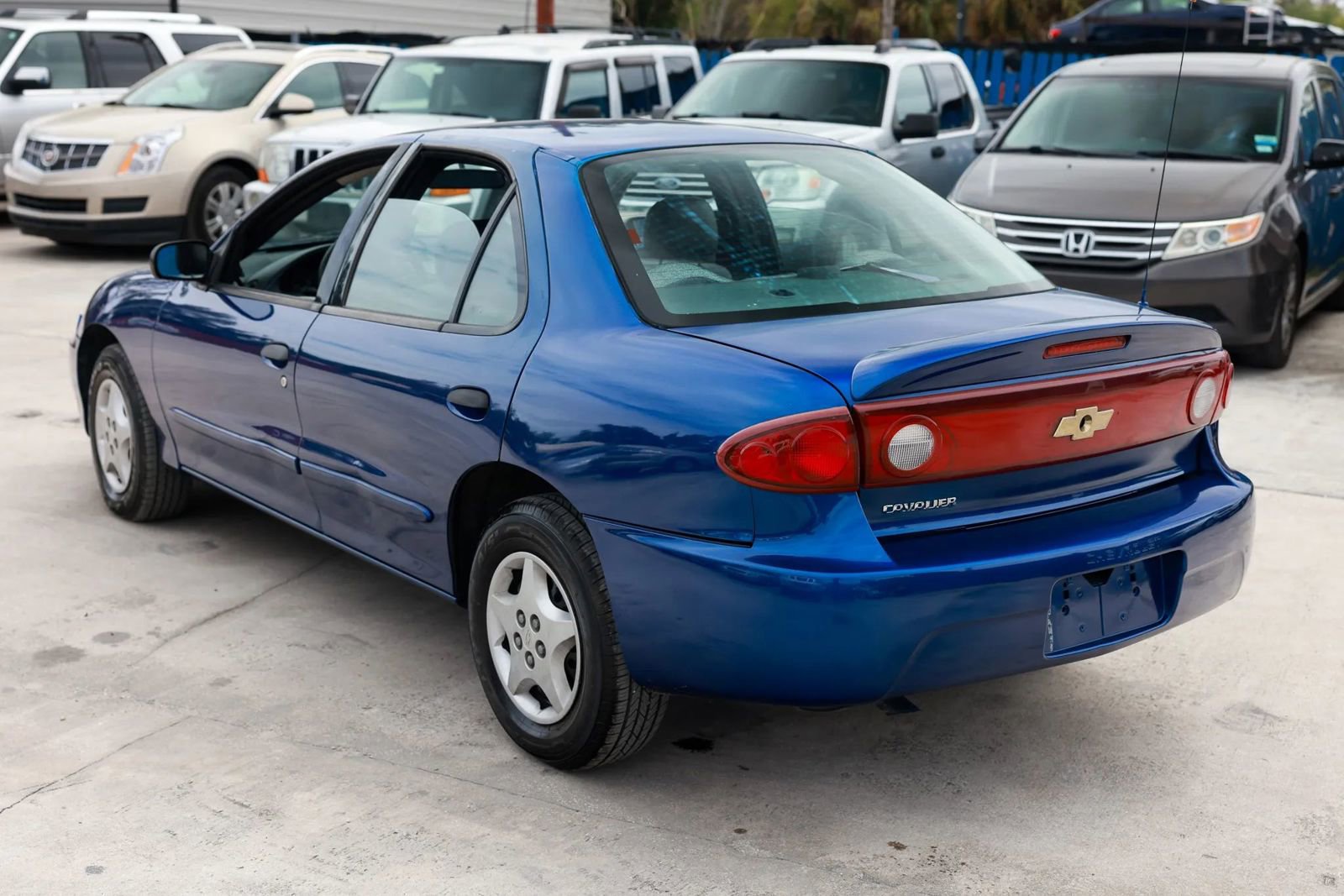 Used 2005 Chevrolet Cavalier Sedan 4D w/ Preferred Equipment Group image 4