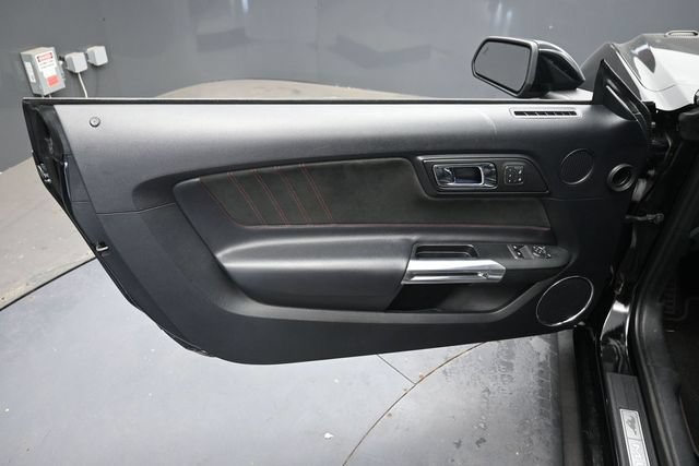 Used 2016 Ford Mustang GT Premium w/ Equipment Group 401A RWD image 13