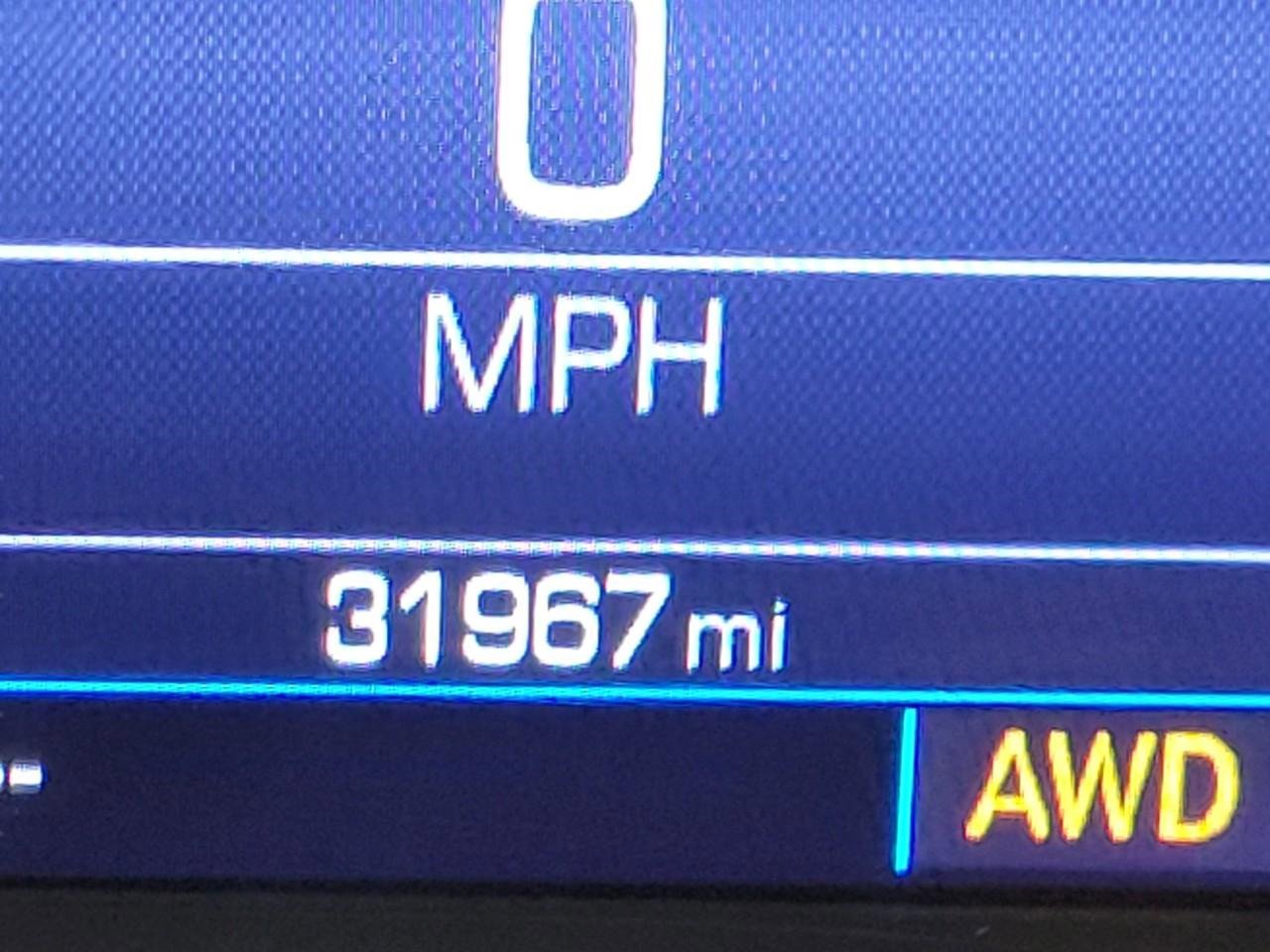 Certified 2023 GMC Acadia SLE w/ Driver Convenience Package image 3