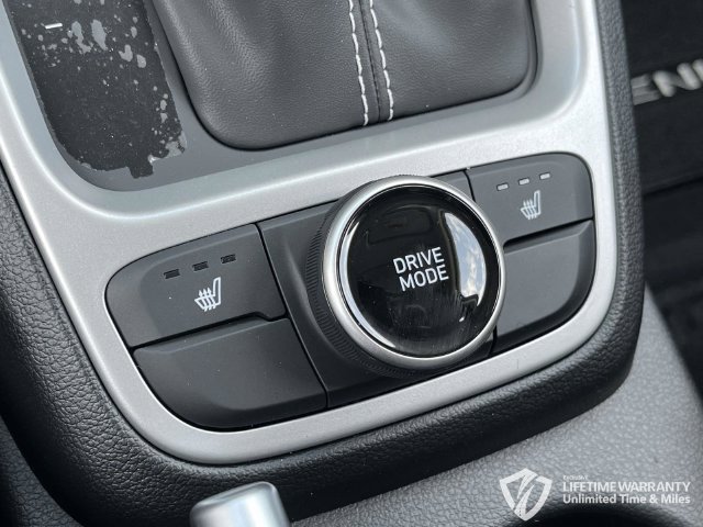 New 2026 Hyundai Venue SEL FWD image 23