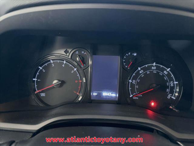Used 2024 Toyota 4Runner SR5 Premium w/ Moonroof Package image 31
