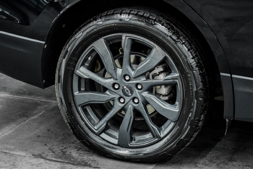 Used 2022 Chevrolet Equinox RS w/ Infotainment Package FWD image 53