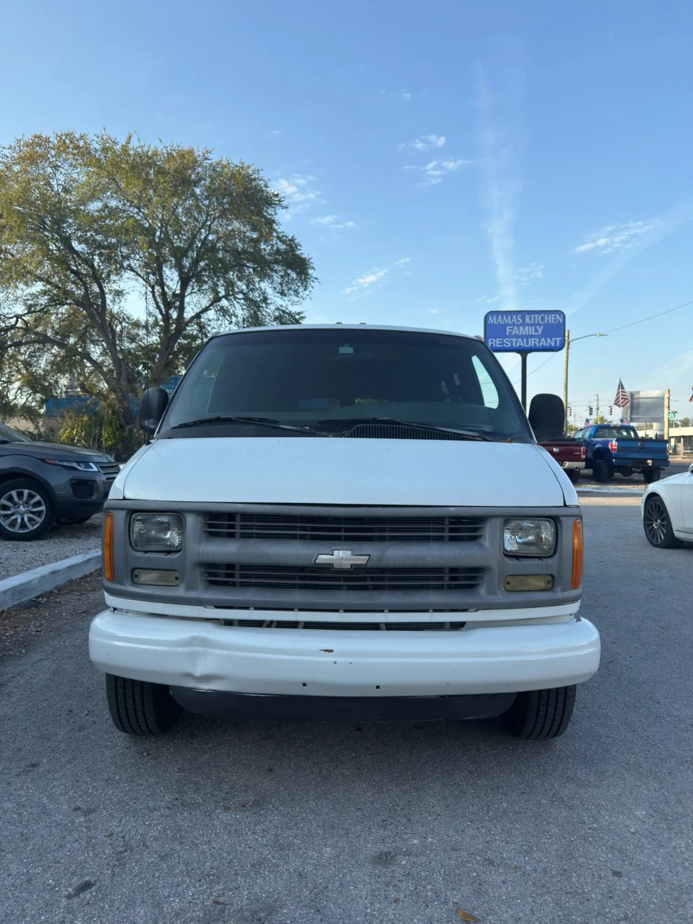 Used 2002 Chevrolet Express 3500 Extended Passenger image 3