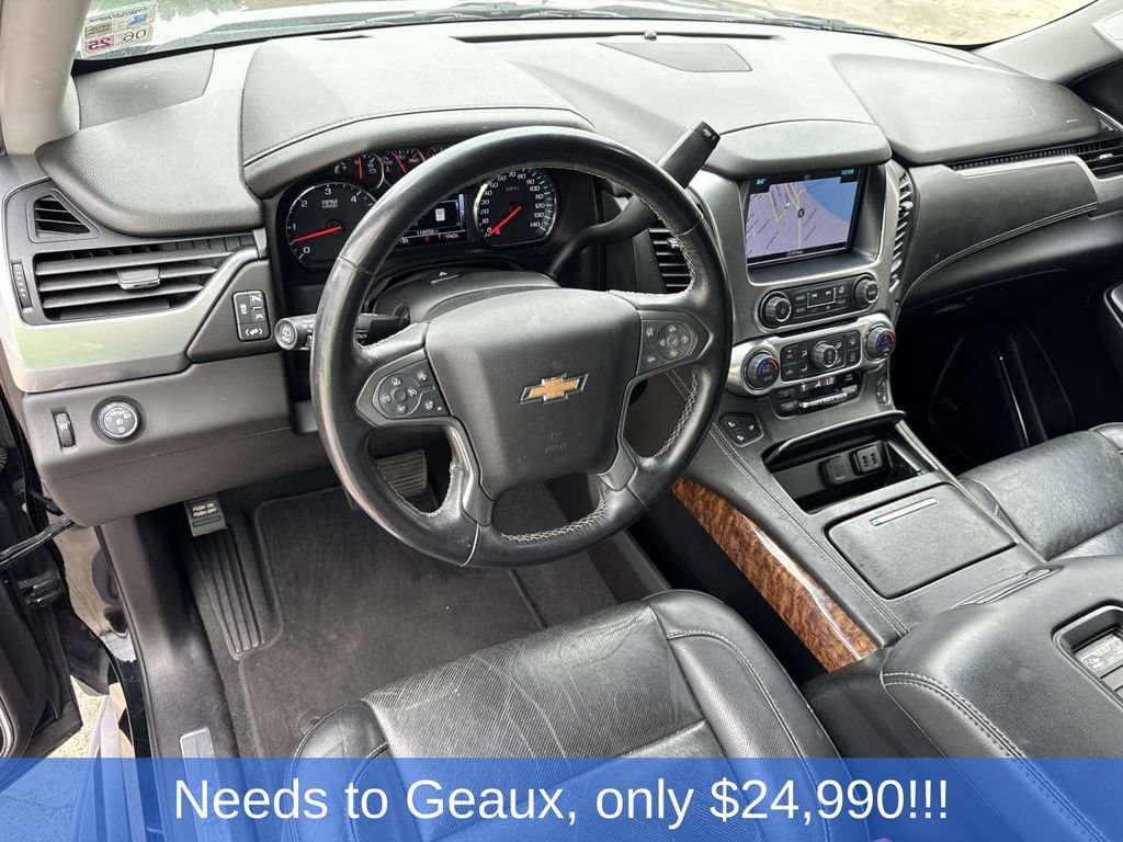 Used 2019 Chevrolet Suburban Premier RWD image 42