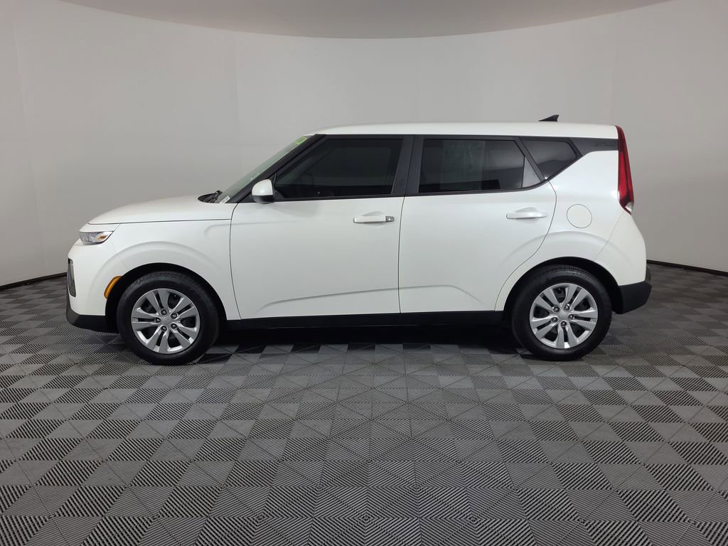 Used 2021 Kia Soul LX image 6