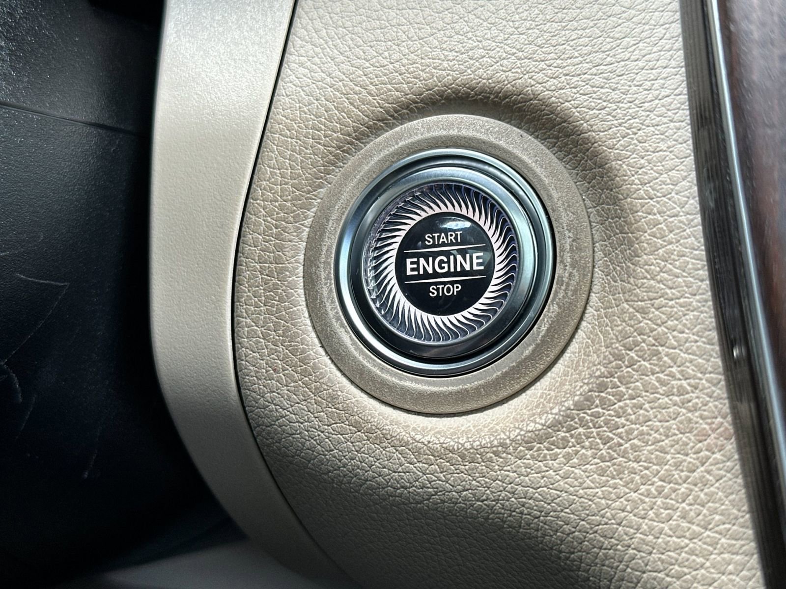 Certified 2022 Mercedes-Benz GLC 300 image 24