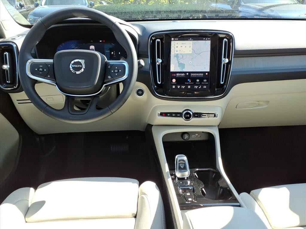 New 2026 Volvo XC40 B5 Plus w/ Protection Package Premier AWD/4WD image 9