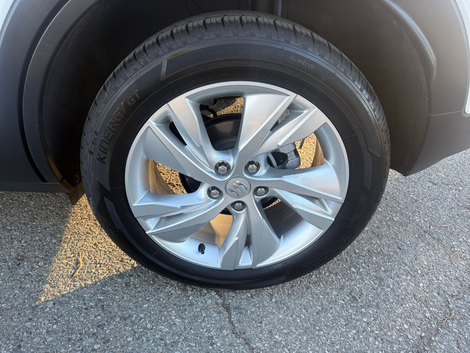 Used 2025 Buick Encore GX Preferred image 25