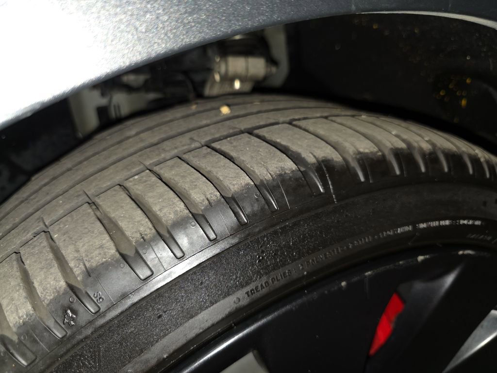 Used 2022 Tesla Model Y Performance image 28