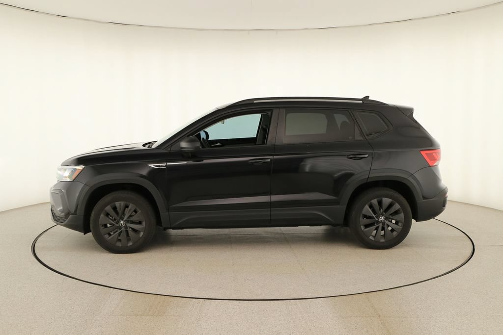 Used 2024 Volkswagen Taos S FWD image 2