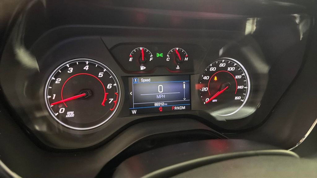 Certified 2020 Chevrolet Camaro LT RWD image 19
