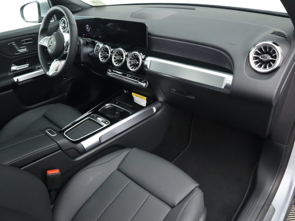 Certified 2026 Mercedes-Benz GLB 250 image 18