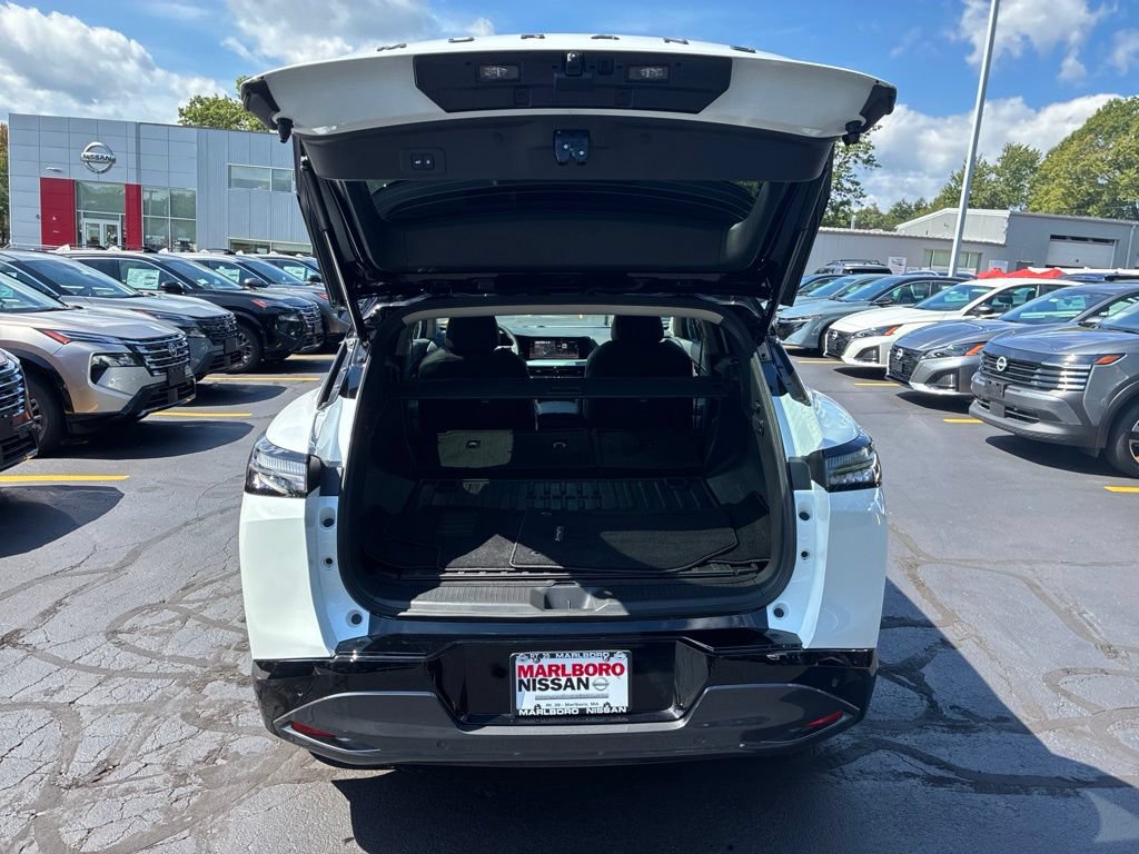 Certified 2026 Nissan Murano Platinum w/ Cargo Package AWD/4WD image 13
