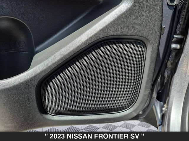 Used 2023 Nissan Frontier SV w/ Technology Package AWD/4WD image 13