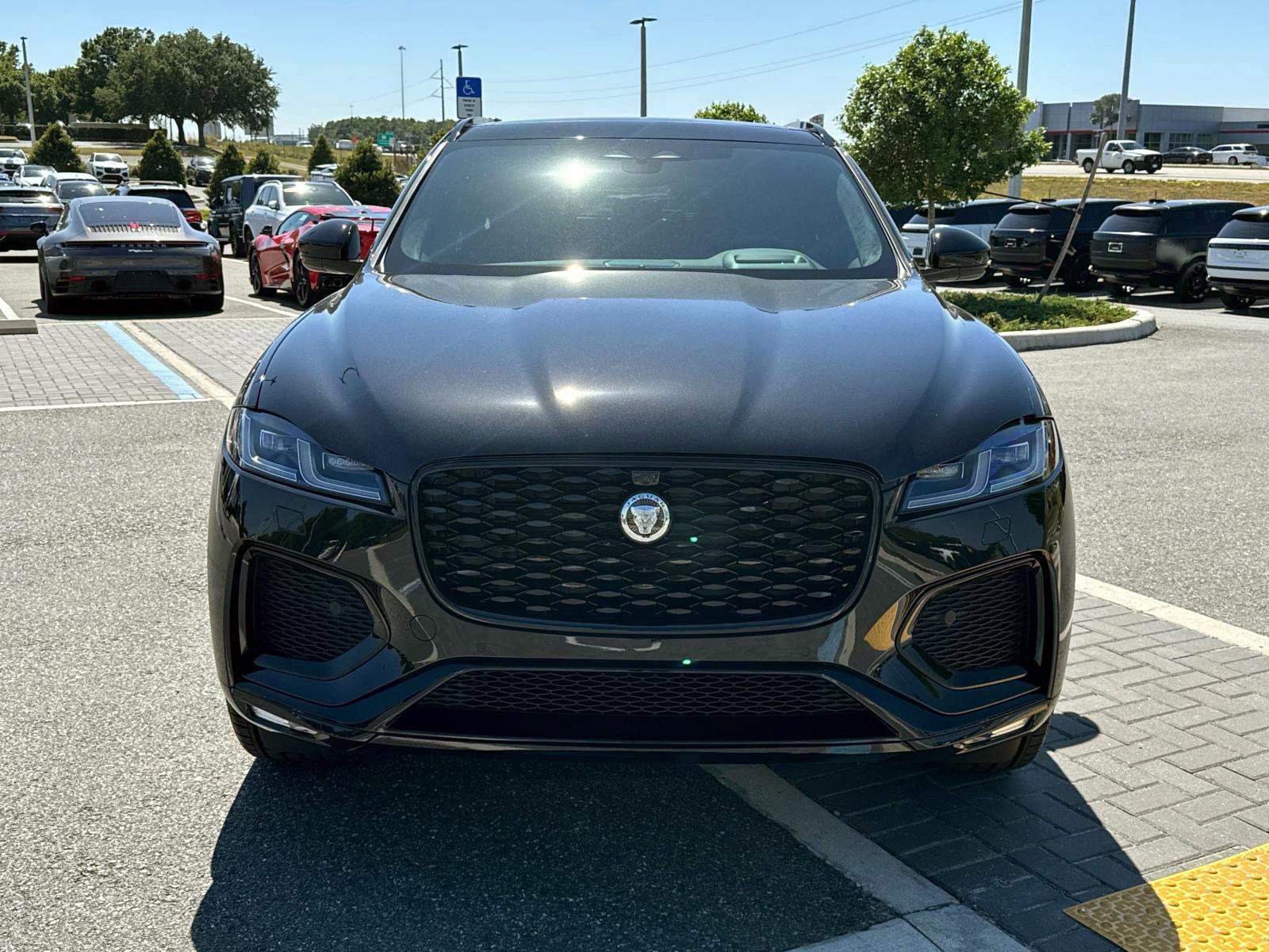 New 2026 Jaguar F-PACE R-Dynamic S image 9