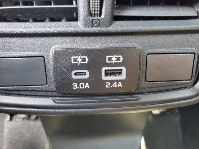 Used 2025 Subaru Forester Premium AWD/4WD image 29