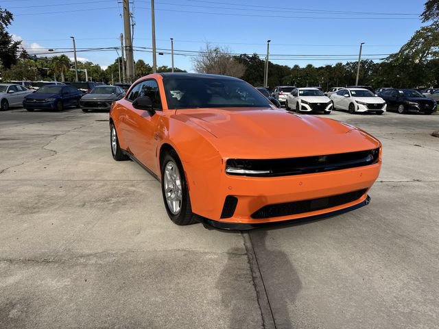 Used 2025 Dodge Charger Daytona R/T w/ Sun & Sound Package AWD/4WD image 17