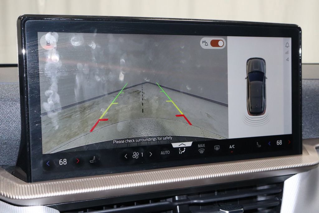 Certified 2025 Ford Explorer Active image 3