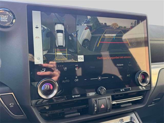 Used 2024 Lexus GX 550 image 31