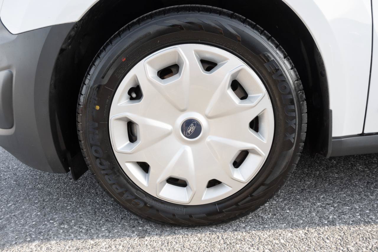 Used 2018 Ford Transit Connect XL FWD image 40