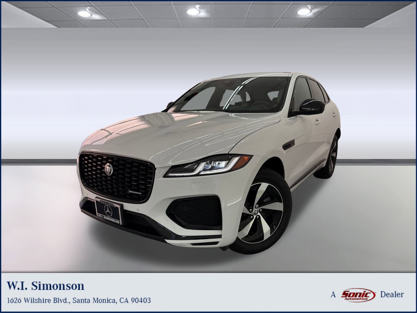 Used 2024 Jaguar F-PACE R-Dynamic S image 1