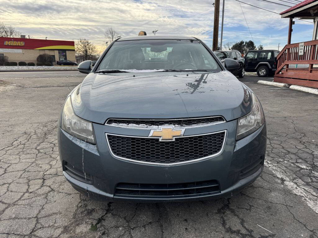 Used 2012 Chevrolet Cruze LT image 2