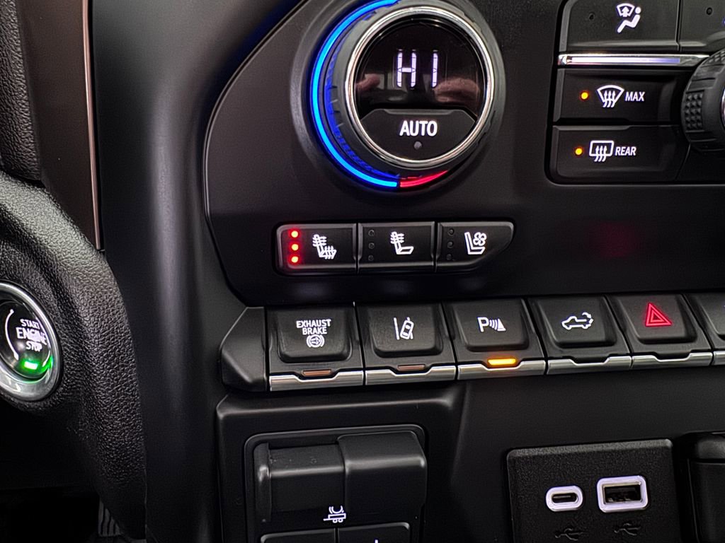 Used 2022 Chevrolet Silverado 3500 High Country w/ Z71 Off-Road Package image 26