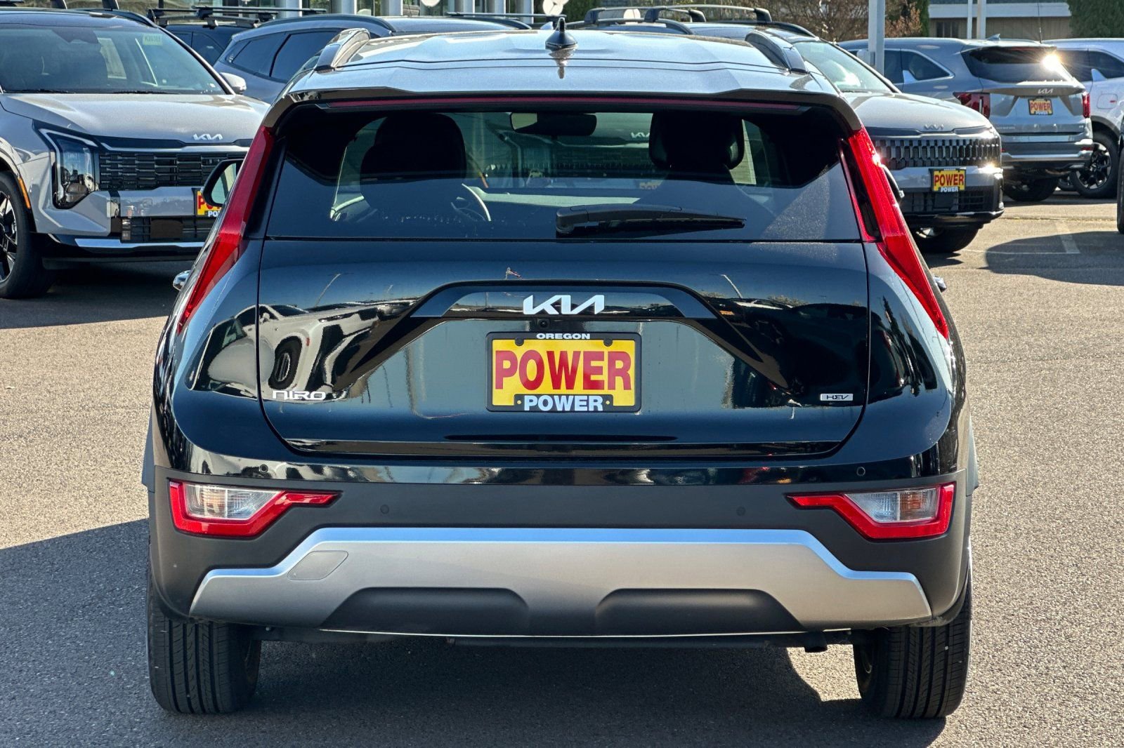 Used 2023 Kia Niro EX image 5