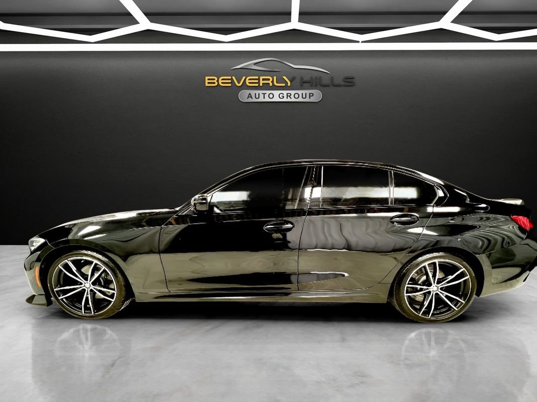 Used 2019 BMW 330i xDrive Msport Pkg w/ M Sport Package image 2