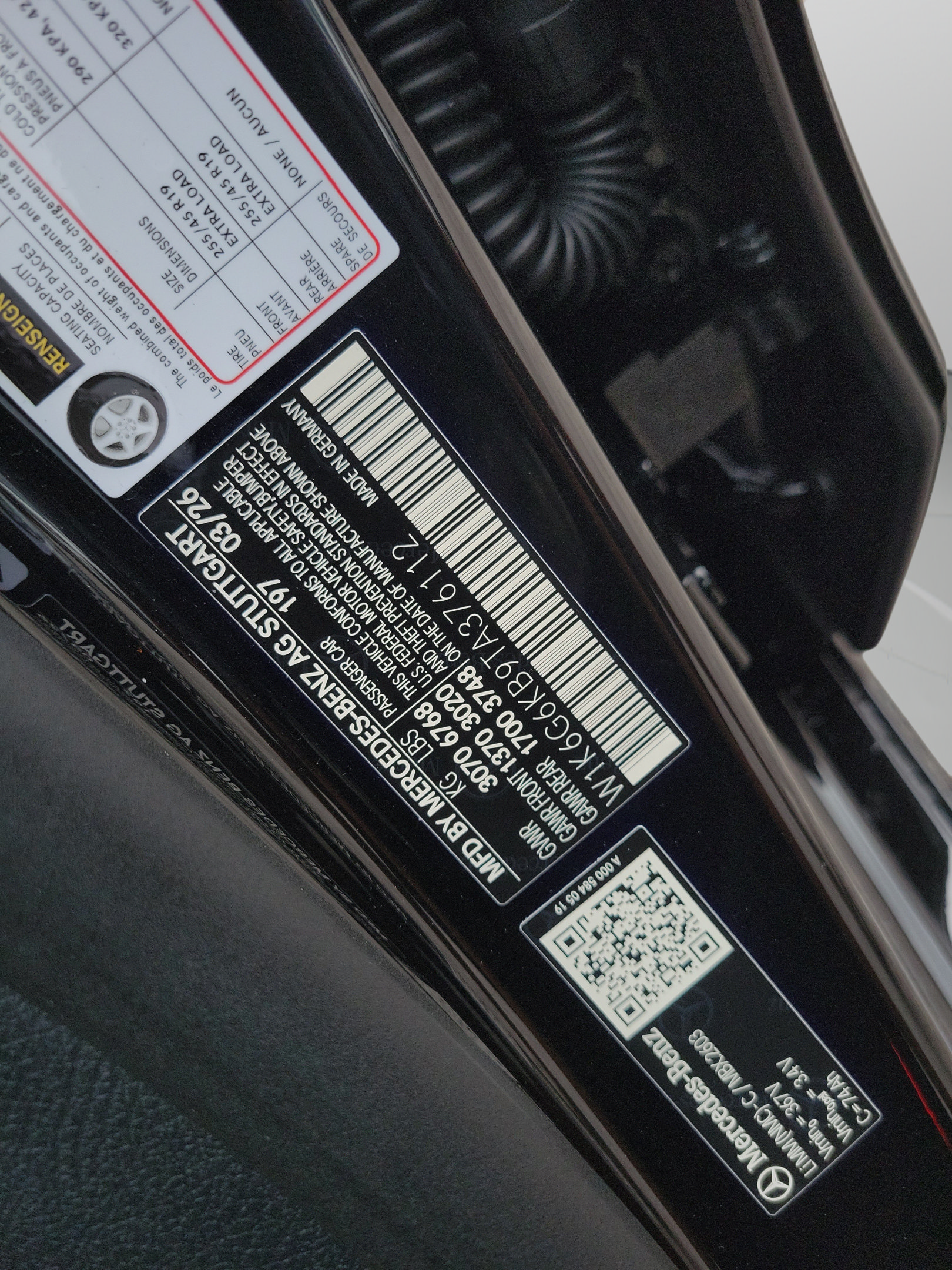 New 2026 Mercedes-Benz S 580e 4MATIC Sedan image 34