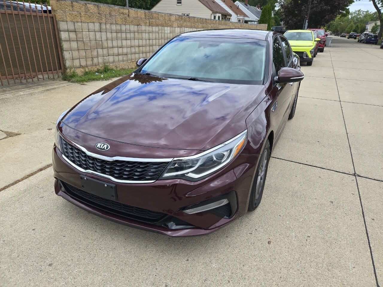 Used 2020 Kia Optima LX image 12