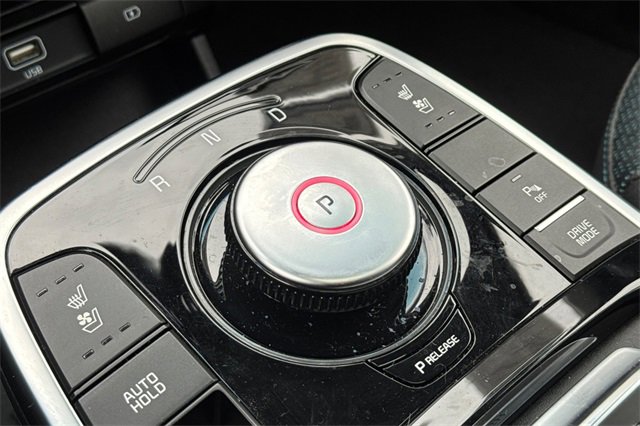 Used 2022 Kia Niro EX Premium image 31