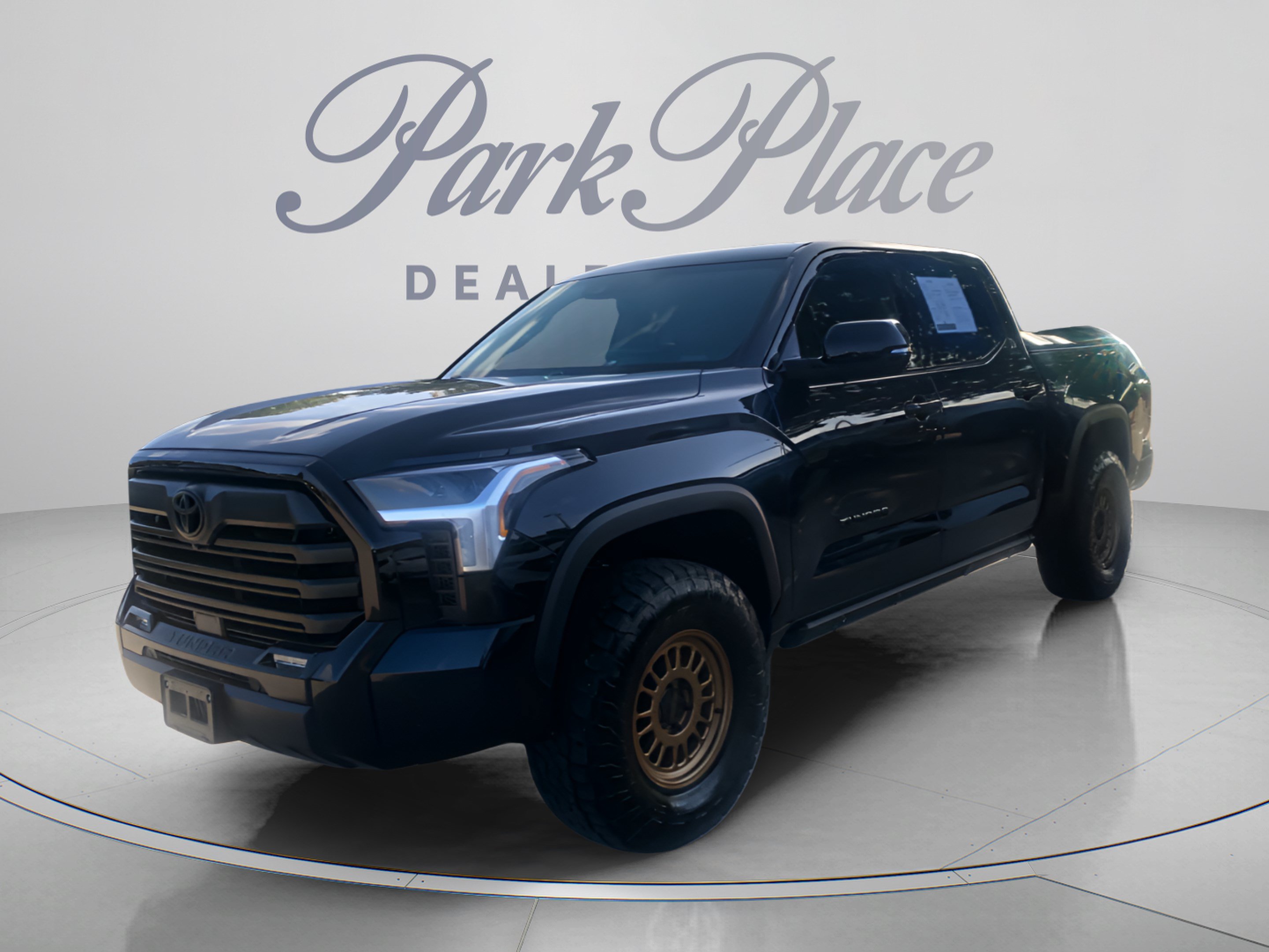 Used 2026 Toyota Tundra Limited AWD/4WD video 1
