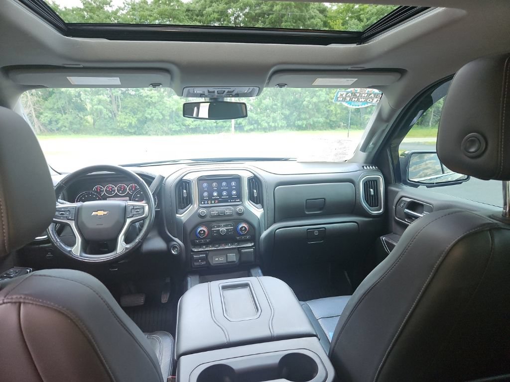 Used 2020 Chevrolet Silverado 1500 LTZ w/ LTZ Convenience Package AWD/4WD image 25