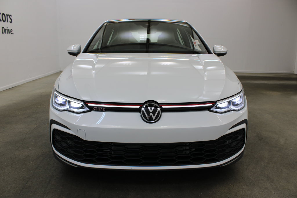 Certified 2023 Volkswagen GTI SE FWD image 7