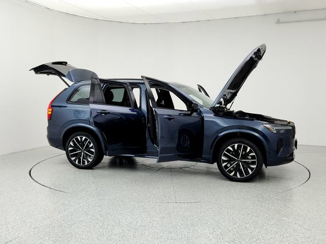 New 2026 Volvo XC90 B6 Ultra image 10