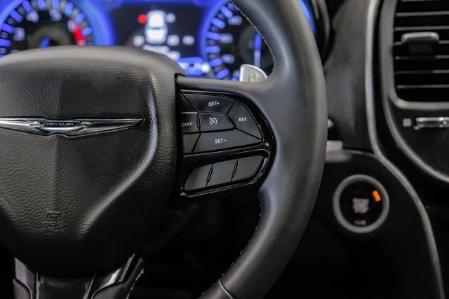 Used 2022 Chrysler 300 S w/ Comfort Group RWD image 26