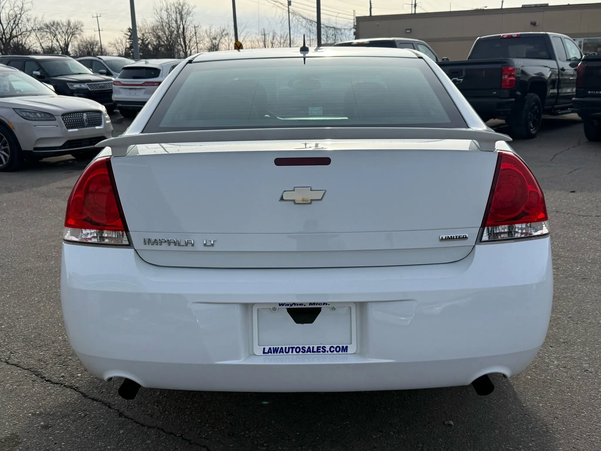 Used 2016 Chevrolet Impala LT image 6