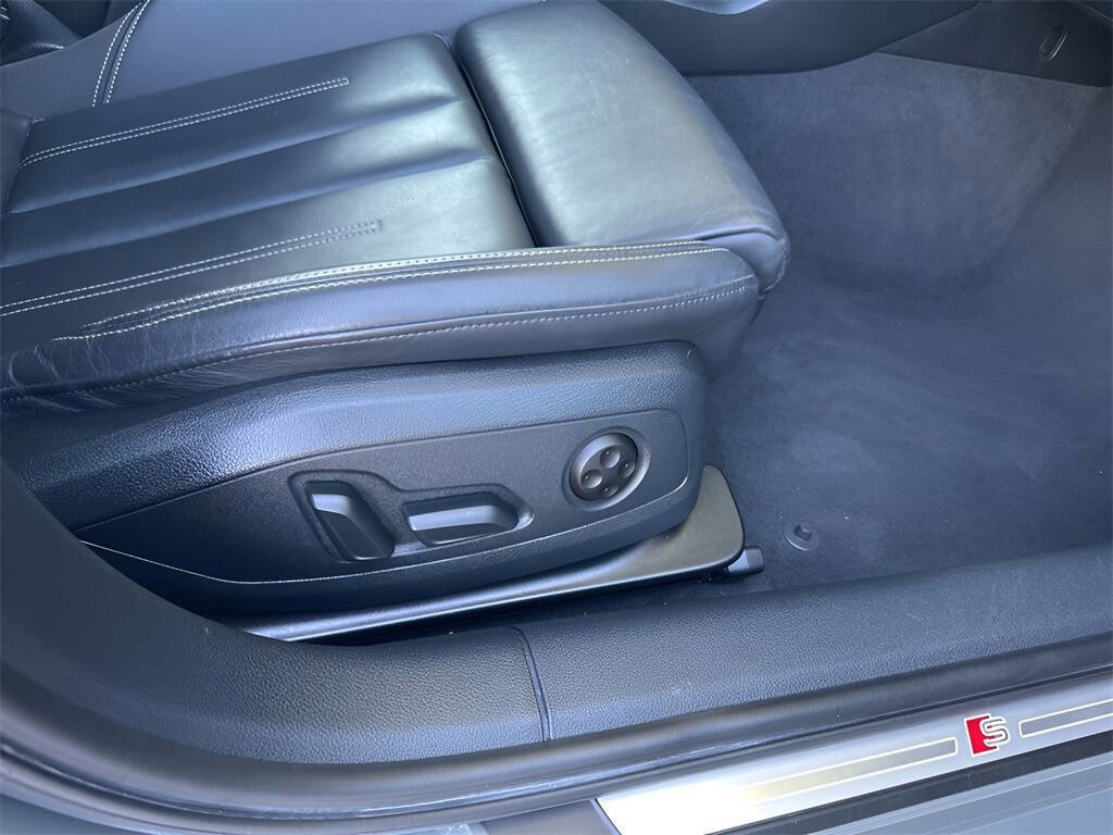 Used 2023 Audi A4 2.0T Premium Plus image 23