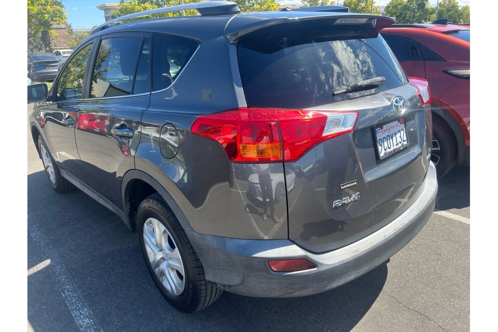 Used 2015 Toyota RAV4 LE AWD/4WD image 3