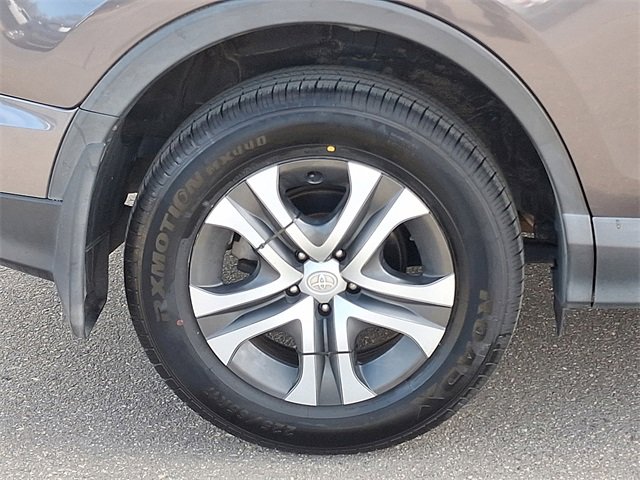 Used 2017 Toyota RAV4 LE image 29