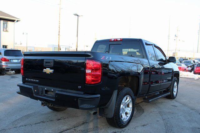 Used 2018 Chevrolet Silverado 1500 LT w/ All Star Edition image 41