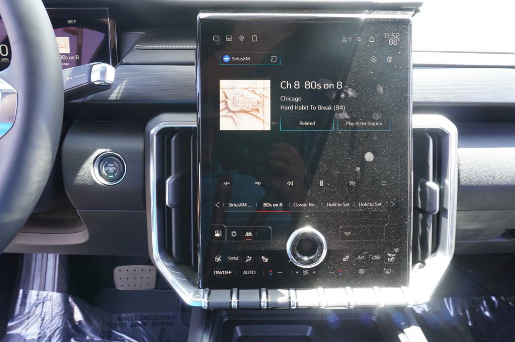 New 2025 GMC Acadia Elevation image 19