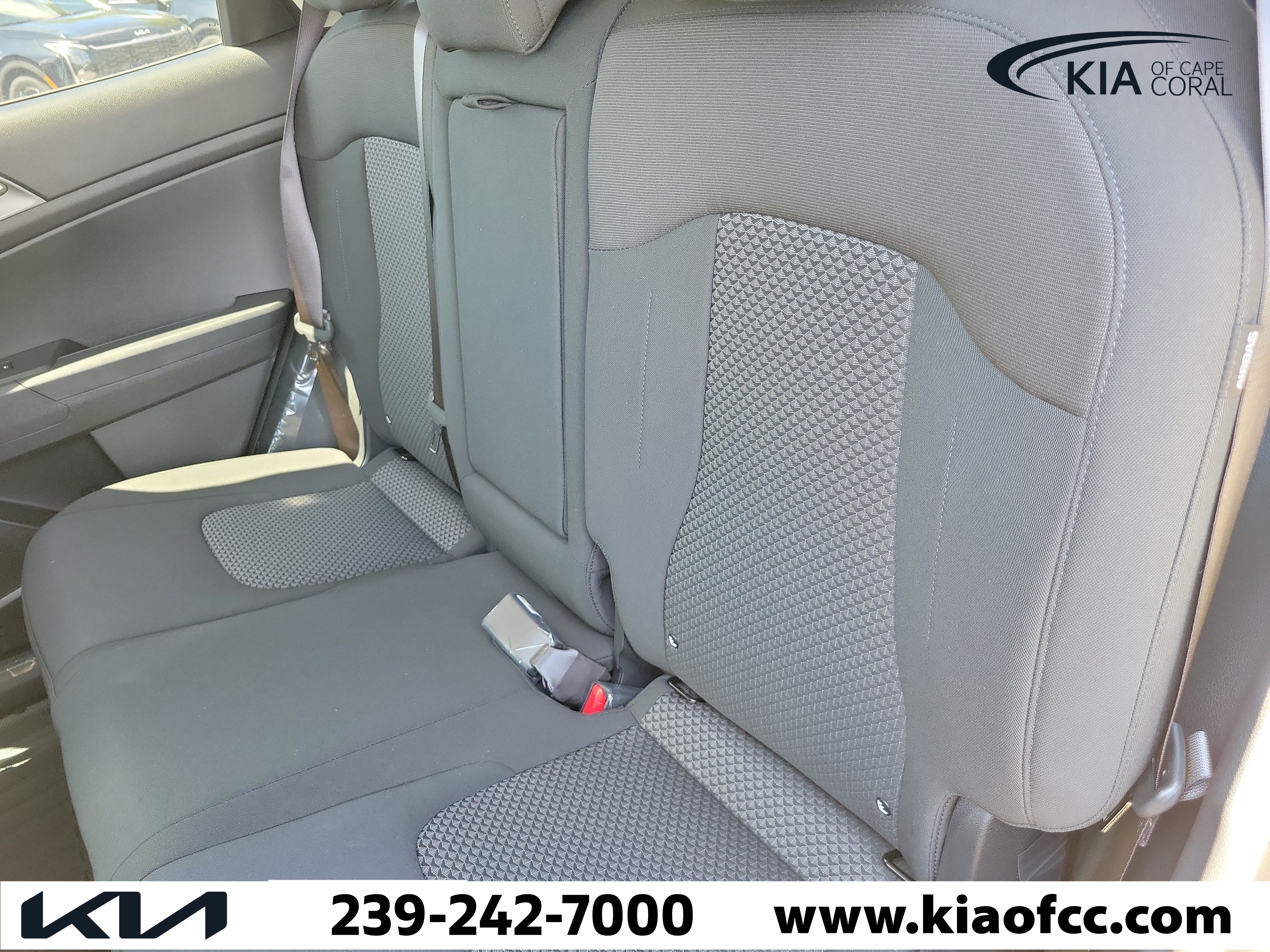 New 2026 Kia Sportage LX FWD image 11