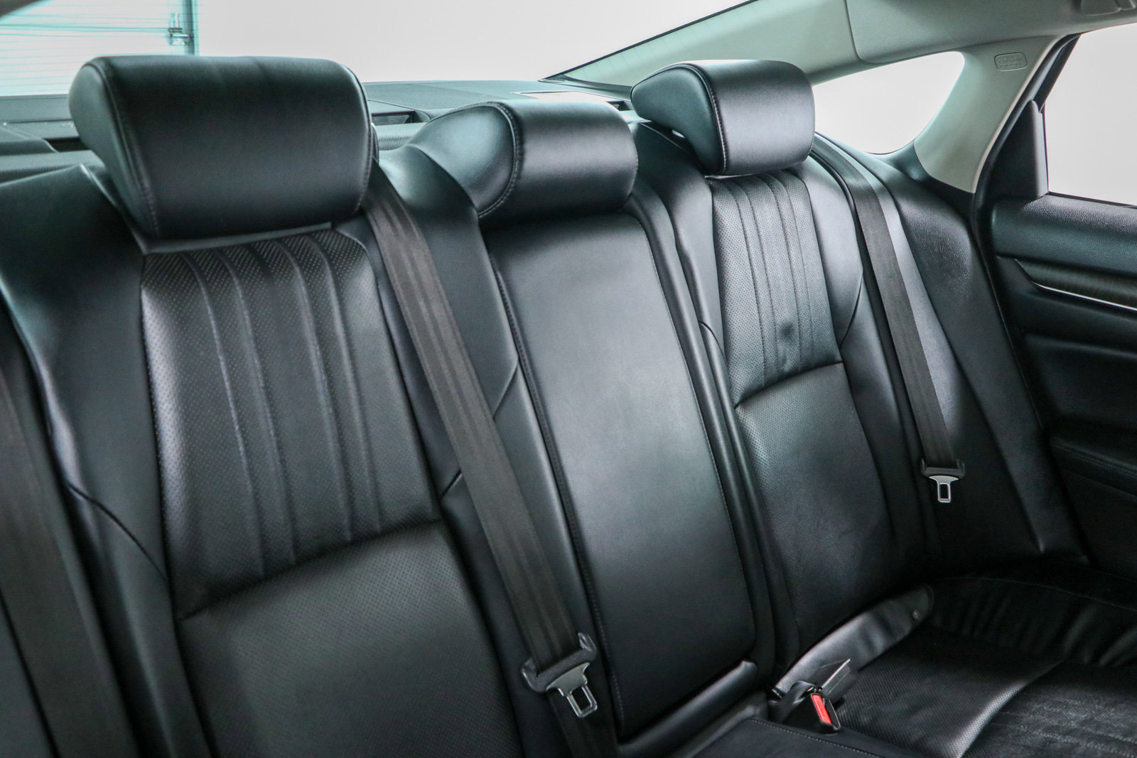 Used 2018 Honda Accord EX-L image 25