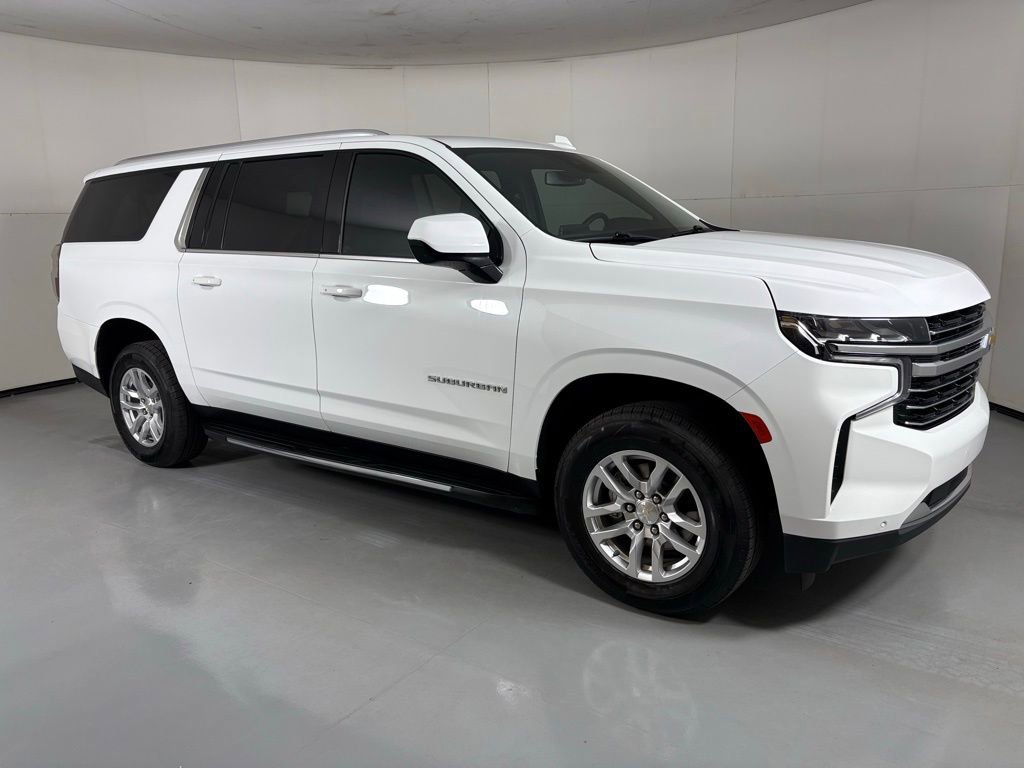 Used 2024 Chevrolet Suburban LT RWD image 11